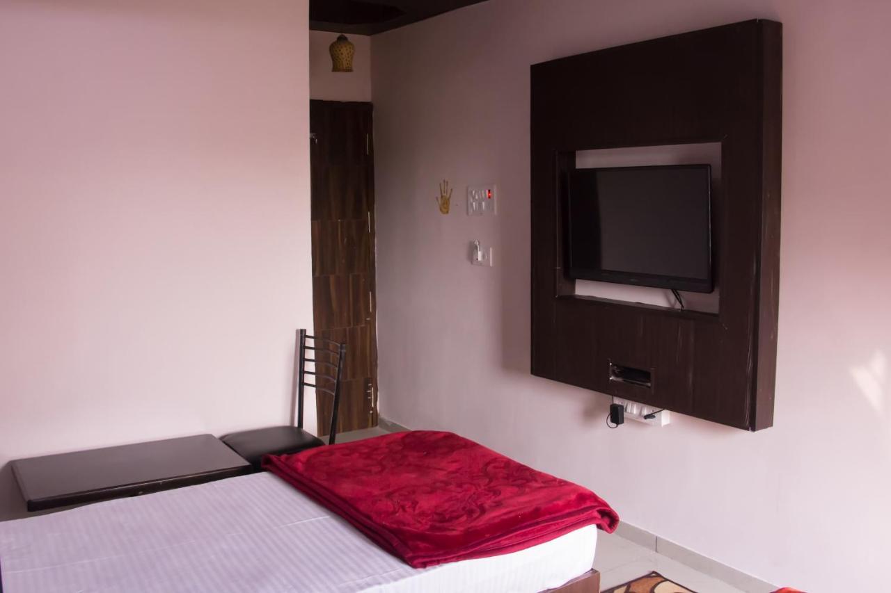 Hotel Shree Palace And Restaurant Ratlām Extérieur photo